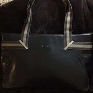 Gucci verified large leather purse